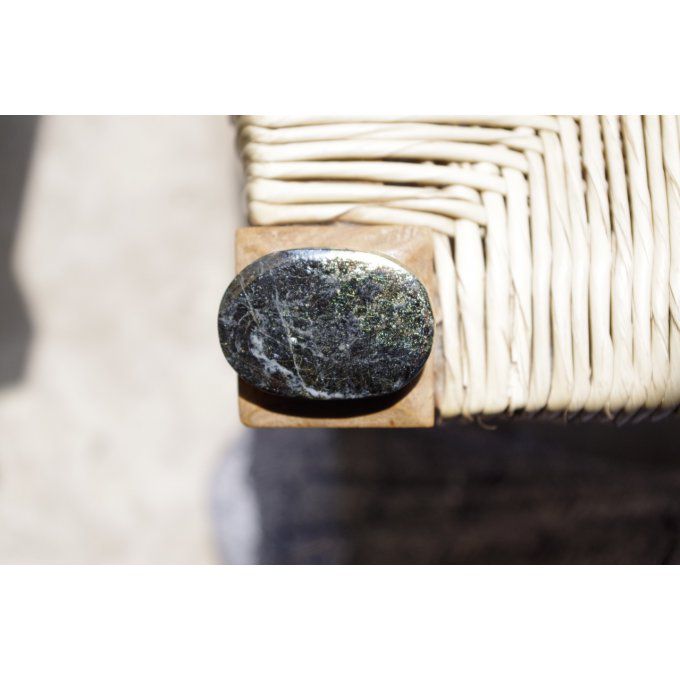 Pyrite de fer noir doré cabochon bijou pierre rigueur force créativité protection