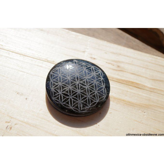 pendentif symbole sacré obsidienne noire du MExique fleur de vie cabochon ou bijou 6cm