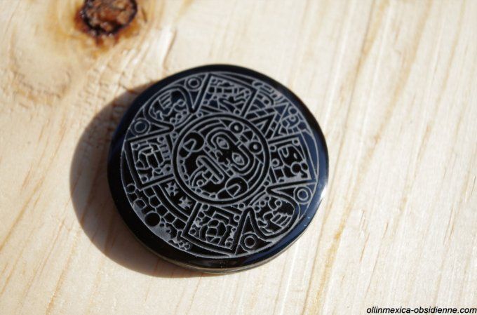 Calendrier Aztèque gravé sur obsidienne noire du Mexique symbole Ancien 60mm Pierre ou PENDENTIF