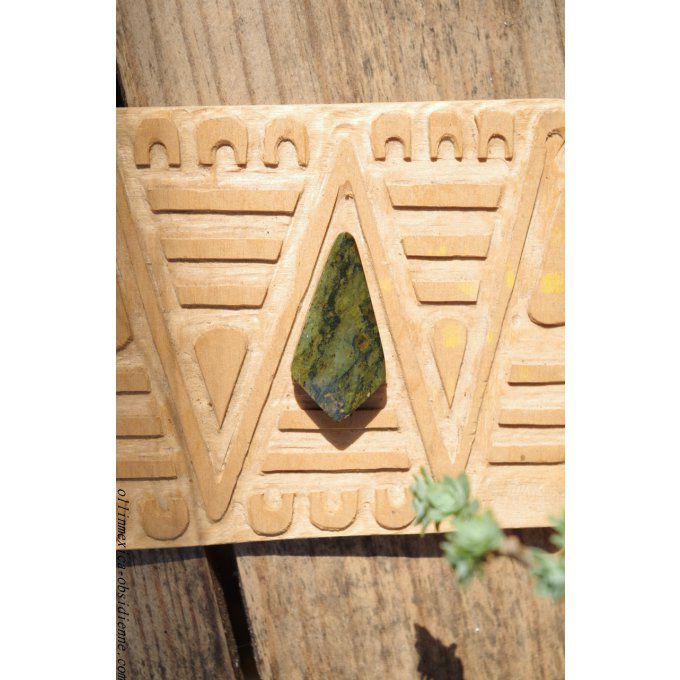 belle Pierre ou cabochon 4cm jade guatémaltèque vert eau qualité AA-1.57' large  precious stone guat
