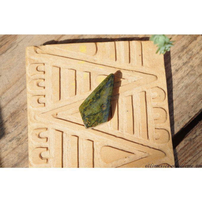 belle Pierre de jade cabochon 4cm jade guatemala vert qualité AA-1.57' Jade stone jadeite guatemalan