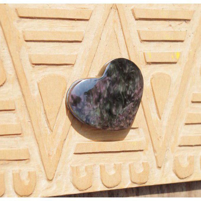 obsidienne du Mexique manto huichol coeur cabochon pierre mentogochol noire violette pendentif