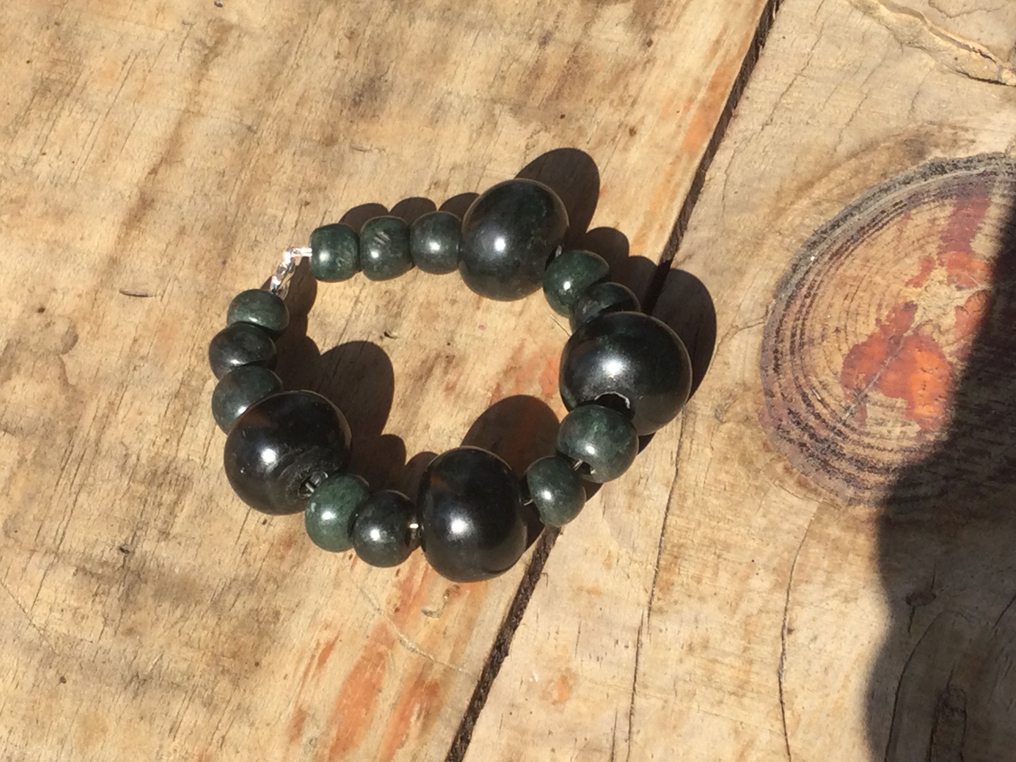 Bracelet perles Pierre de jade du Guatemala 