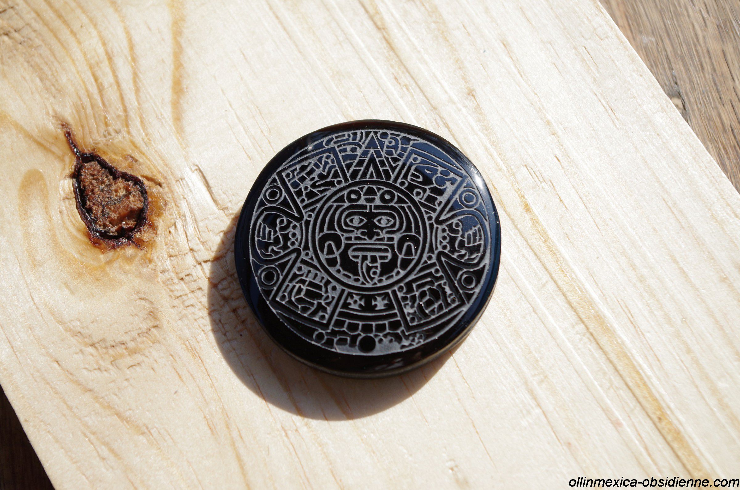 aztec calendar stone art obsidian